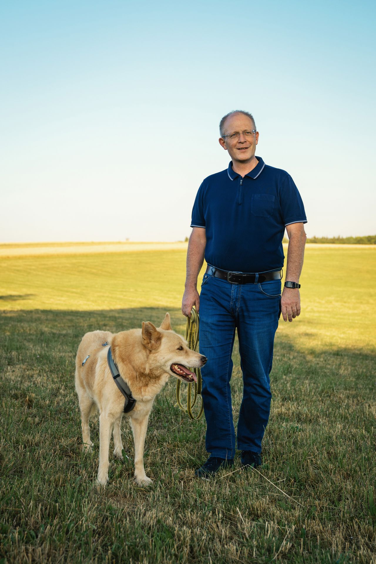 Peter Schuster mit seinem Hund Peter Schuster mit seinem Hund